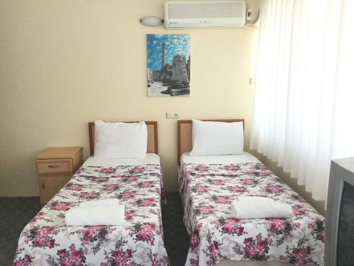 Kent Hotel Didim Esterno foto